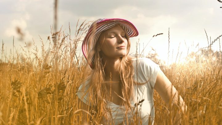 Adopter les chapeau anti UV pour éviter les risques liés au soleil